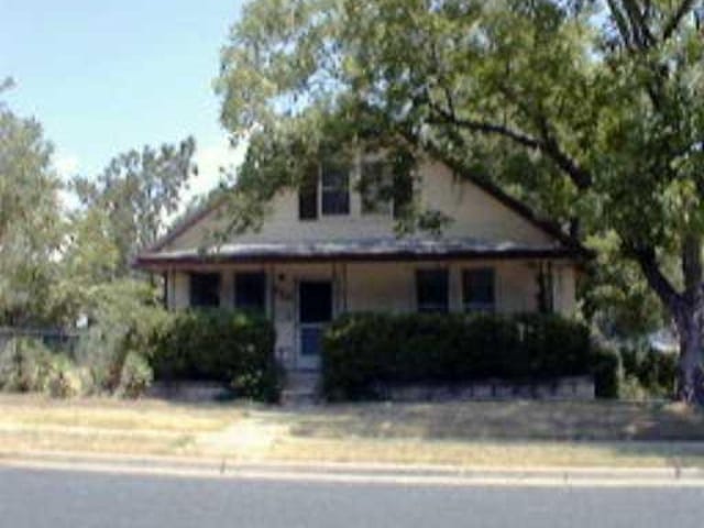 710 W ANNIE St