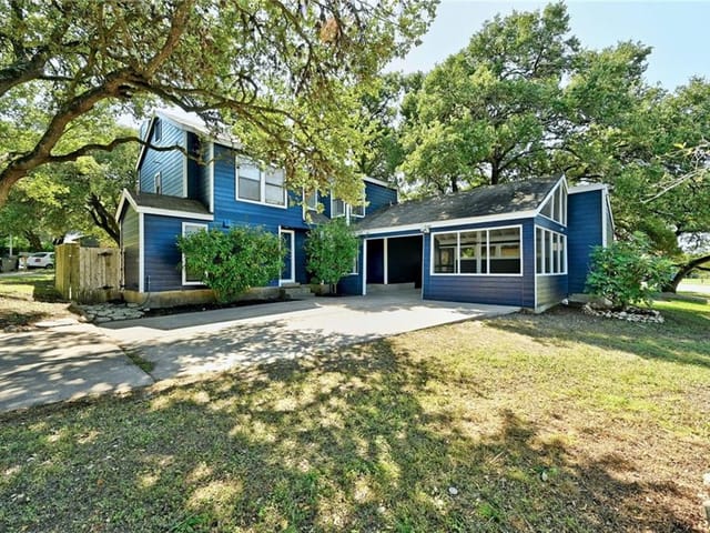 7100 Woodhue Ct