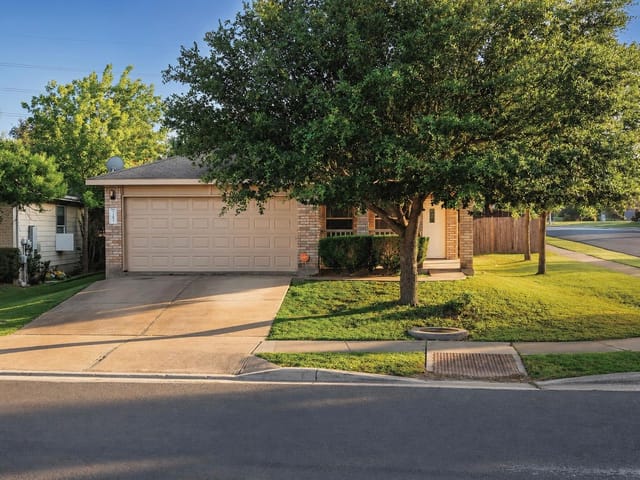 7101 Cayenne LN
