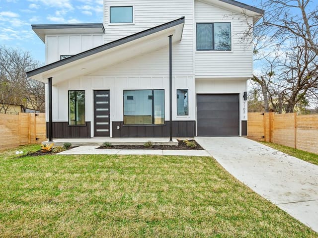 7102 Providence Ave Unit #2
