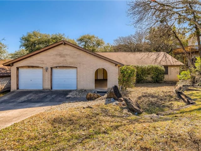 7105 Silver Dale Dr