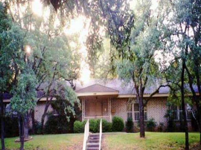 7105 WEST RIM Dr