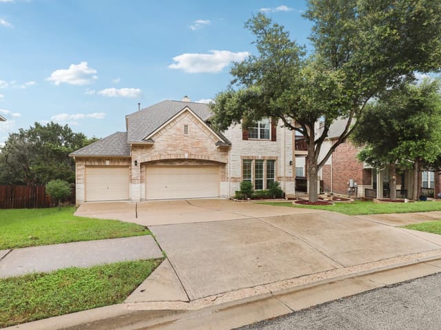 7108 Via Dono Dr