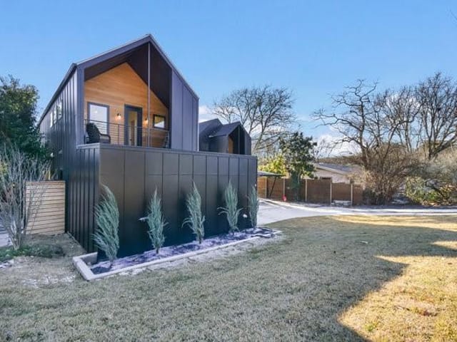 711 Orland Blvd Unit #1
