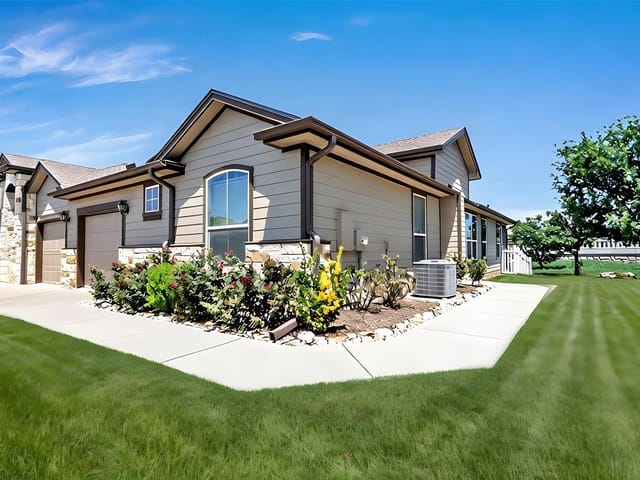 711 Rolling Oak DR Unit #123