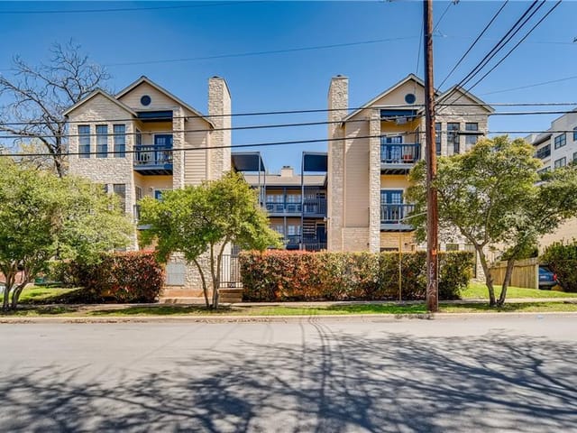 711 W 21st St Unit #304
