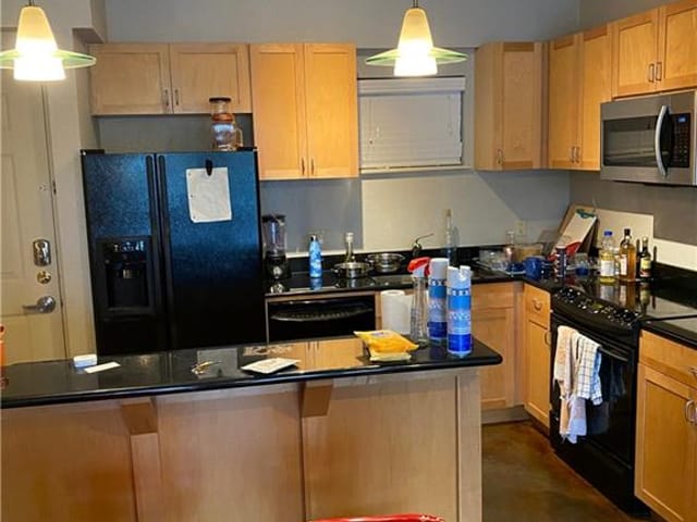 711 W 26th St Unit #302