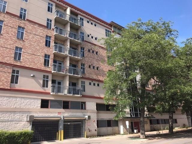 711 W 26th St Unit #506