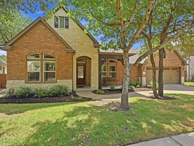 7112 Mitra DR