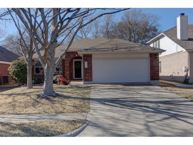 7112 Quimper Ln