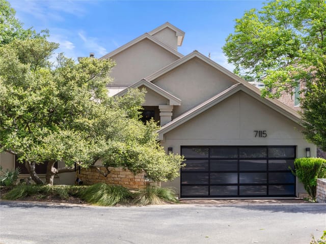 7115 Las Ventanas Dr
