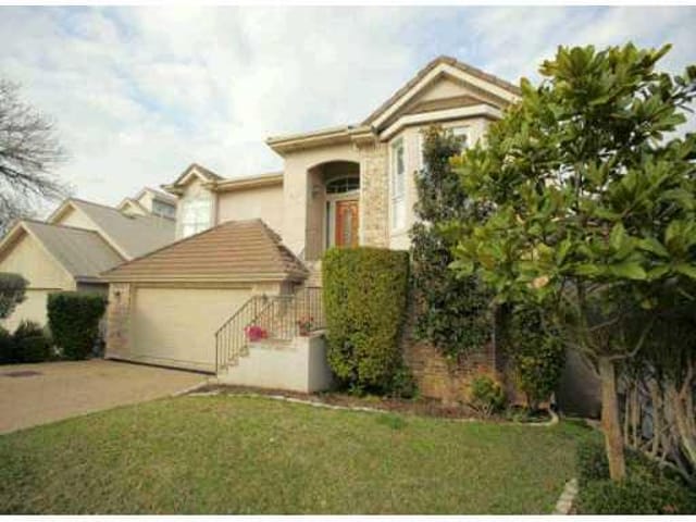 7117 Las Ventanas Dr