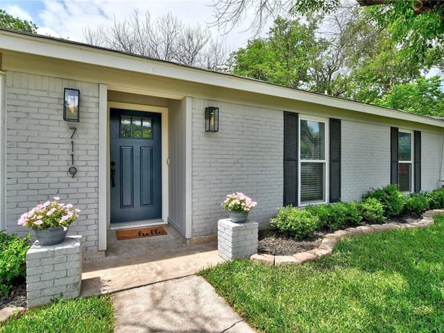 7119 Scenic Brook Dr