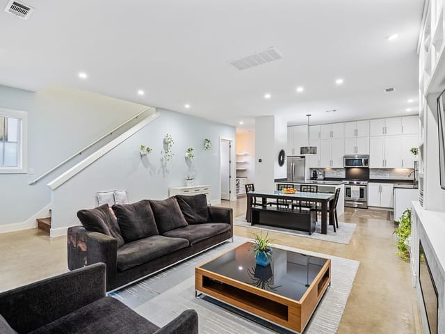 712 Cardinal LN Unit #A