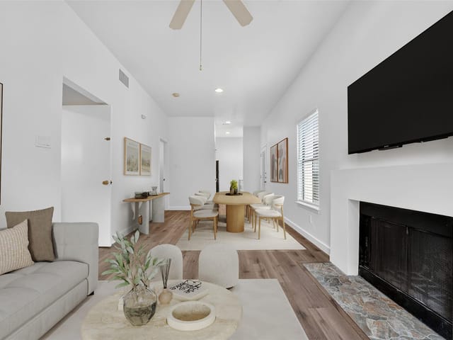 712 Graham PL Unit #201