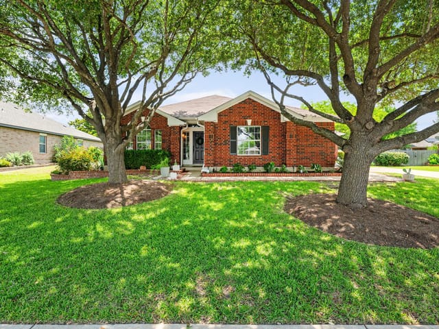 712 Kingston Lacy BLVD