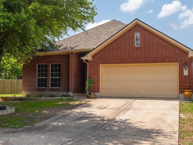 712  Timothy John Dr