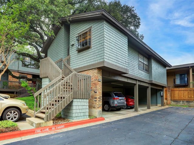 7122 Wood Hollow Dr Unit #104