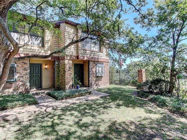 7122 Wood Hollow DR Unit #14