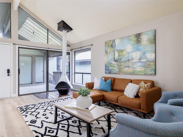 7122 Wood Hollow Dr Unit #22