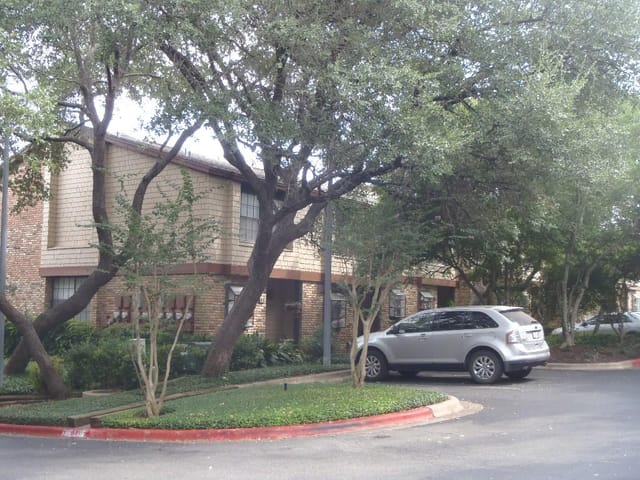 7122 Wood Hollow Dr Unit #36