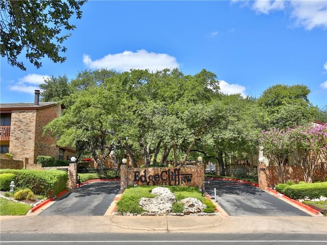 7122 Wood Hollow Dr Unit #92