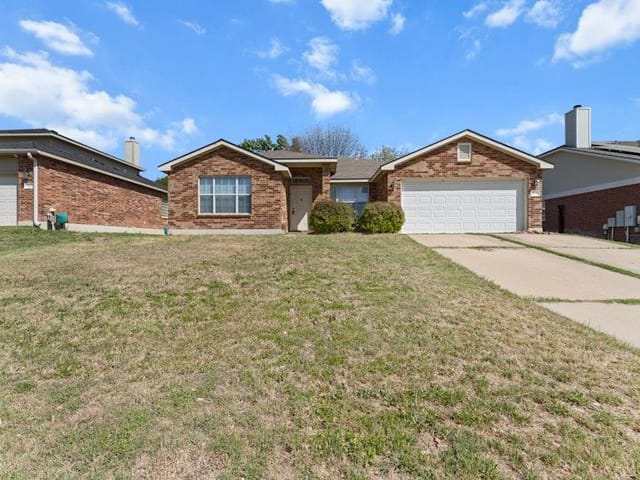 713 Bighorn Dr