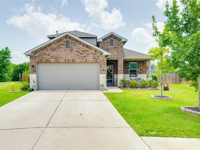 713 Bluffview DR