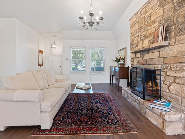 713 Castle Ridge Rd Unit #A
