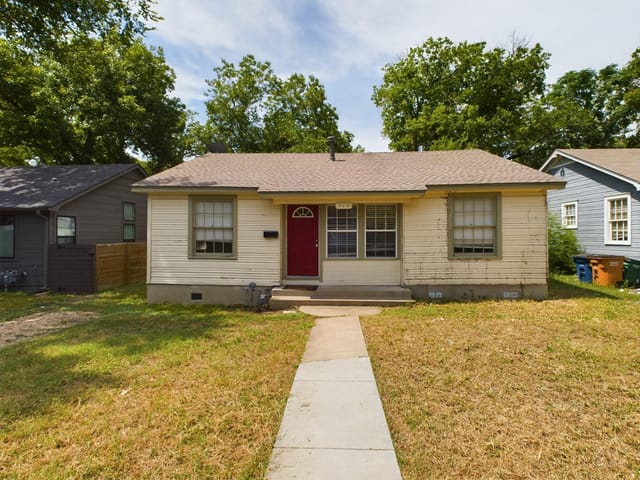 713 Harris Ave