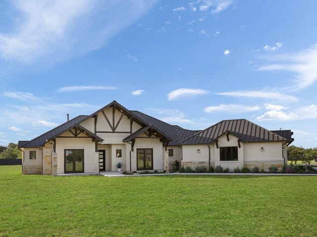 713 San Gabriel Ranch Rd