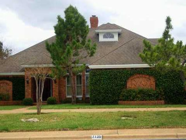 7135 Valburn Dr