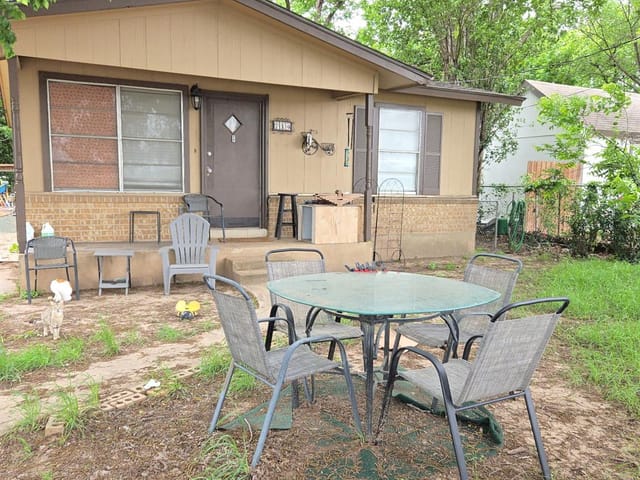 714 S C M Allen PKWY