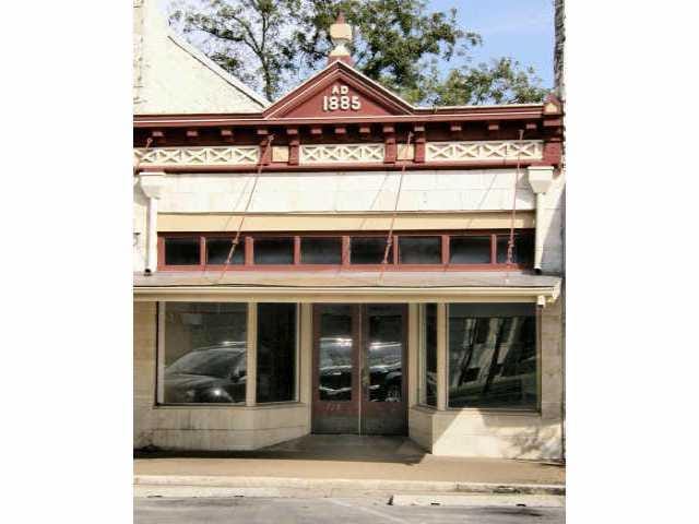 715 MAIN ST
