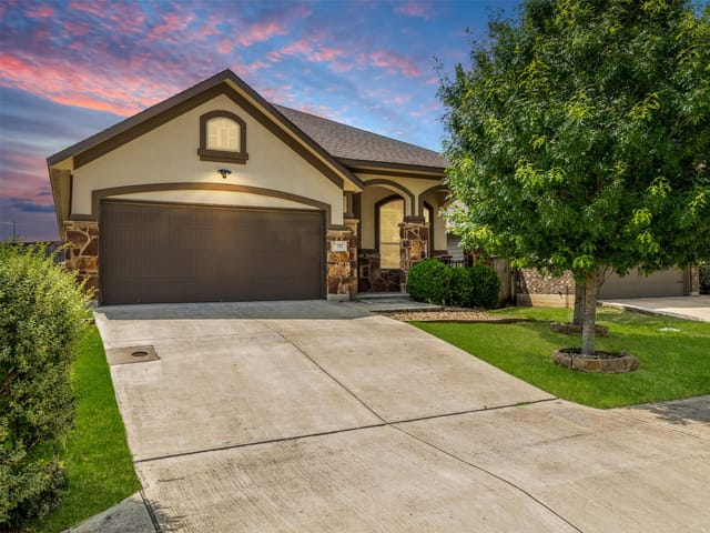 717 Blue Agave LN