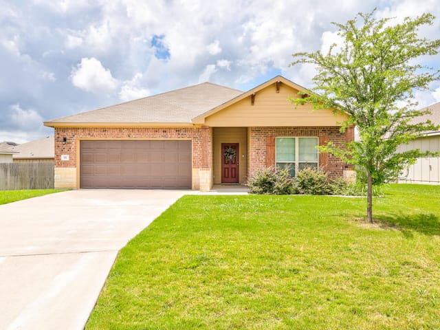 717 Friar Tuck DR
