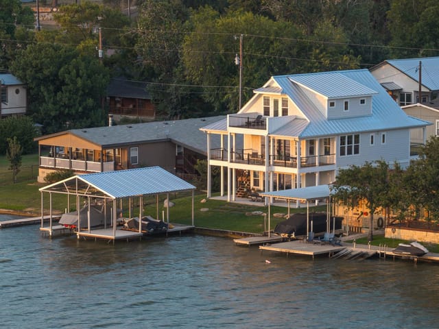 718 County Road 136B