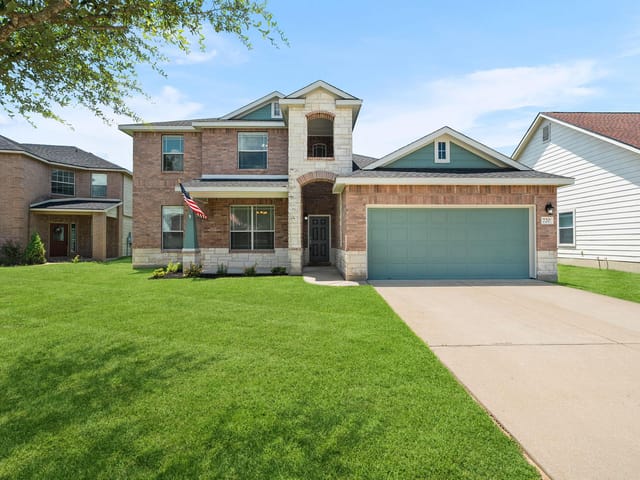720 Evergreen Farm DR