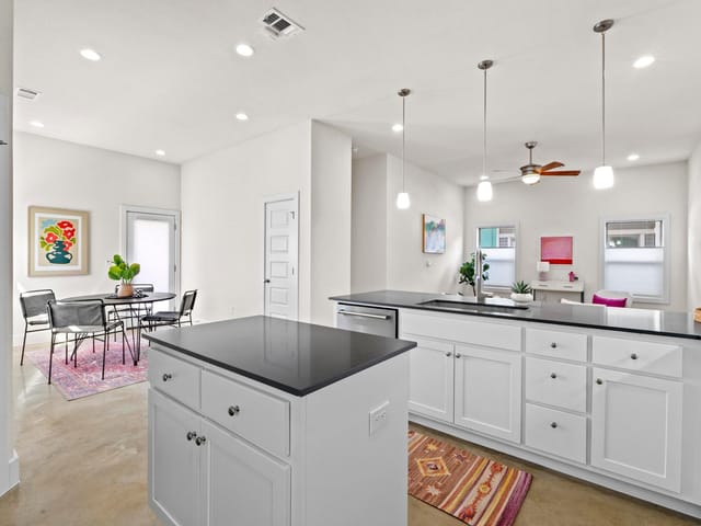 720 Pedernales St Unit #A