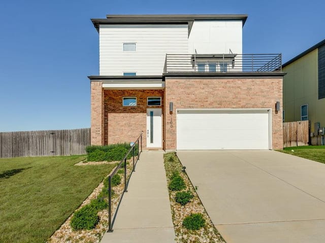 7200 Cordoba Dr
