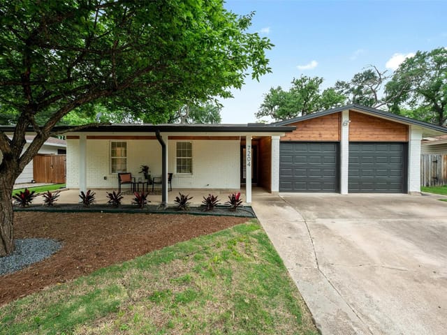 7204 Southwind Dr