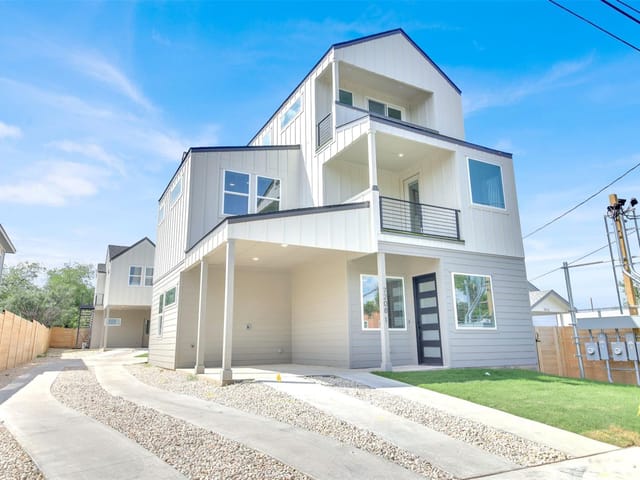 7208 Providence Ave Unit #1