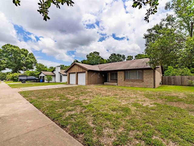 7209 West Gate Blvd