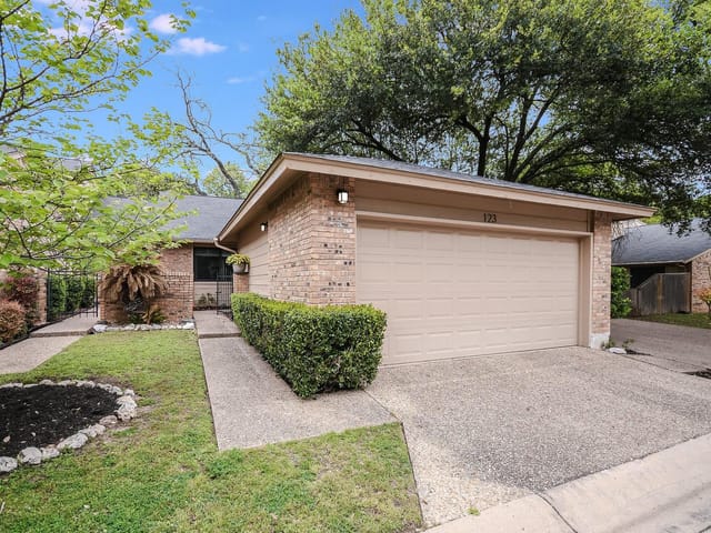 7211 Lakewood Dr Unit #G-123