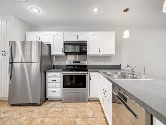 7211 Lakewood Dr Unit #G124