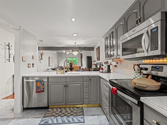 7211 Lakewood Dr Unit #K135