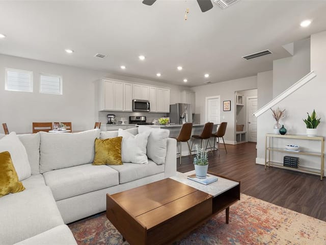 7212 Harmony Shoals Bnd