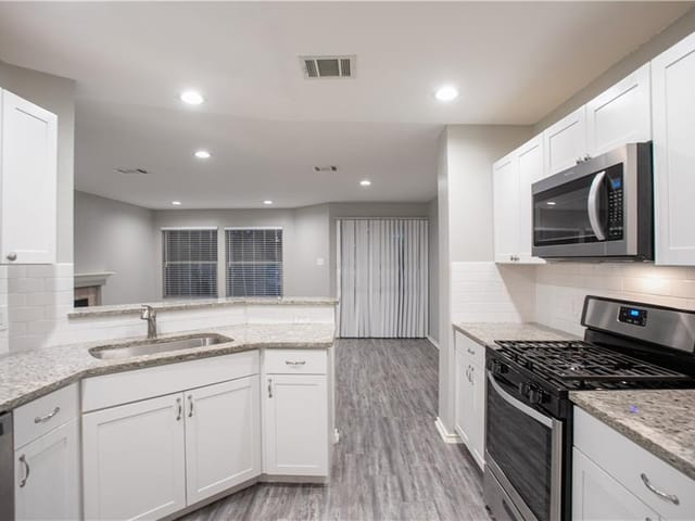 7217 Aldea Dr