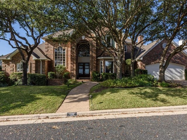 7218 Valburn Dr