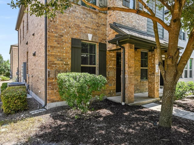 7220 Wyoming Springs Drive Unit #604